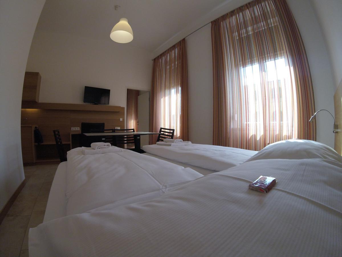 Hotel Aton Graz Luaran gambar